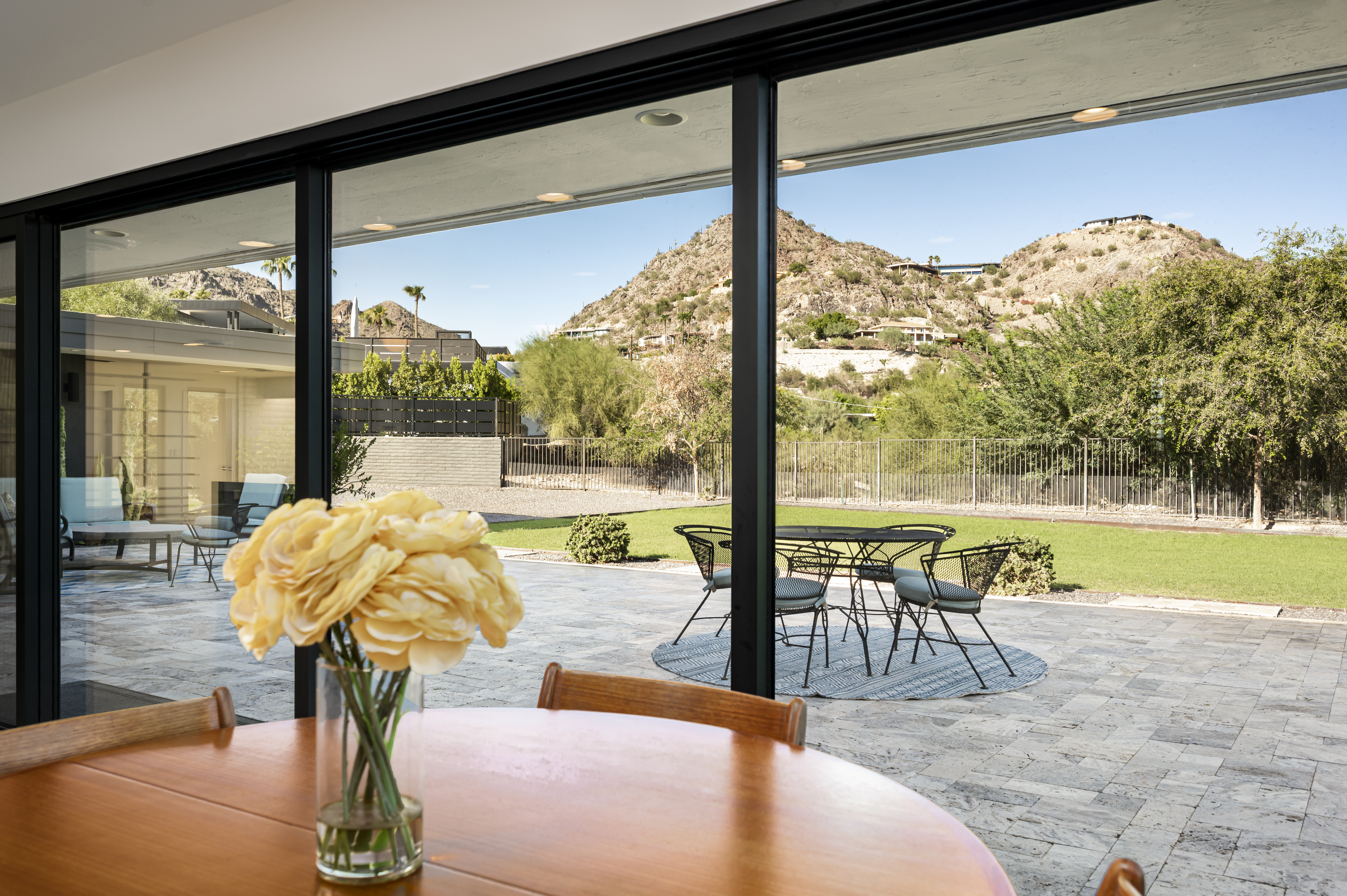  4020 E Sierra Vista Drive  Scottsdale, AZ - 物件實景