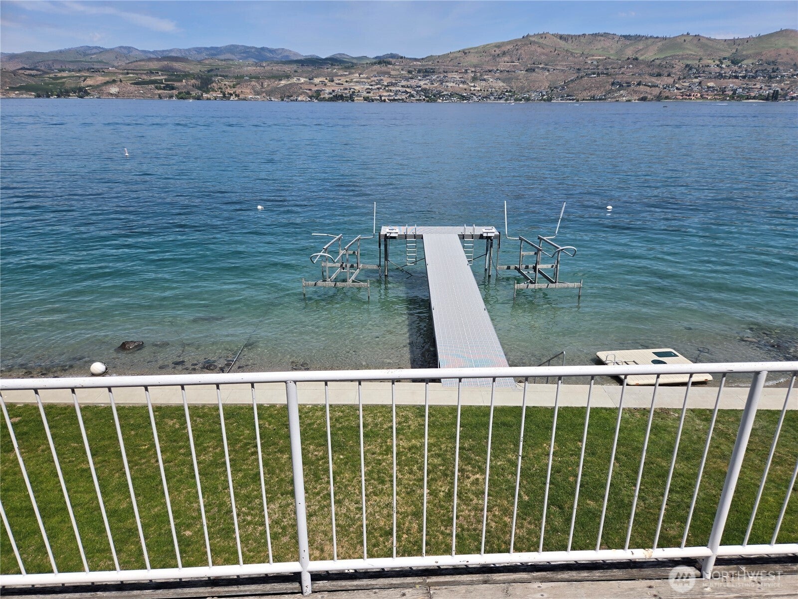 Chelan, Washington, 98816, United States, 3 Bedrooms Bedrooms, ,3 BathroomsBathrooms,Residential,For Sale,1827757