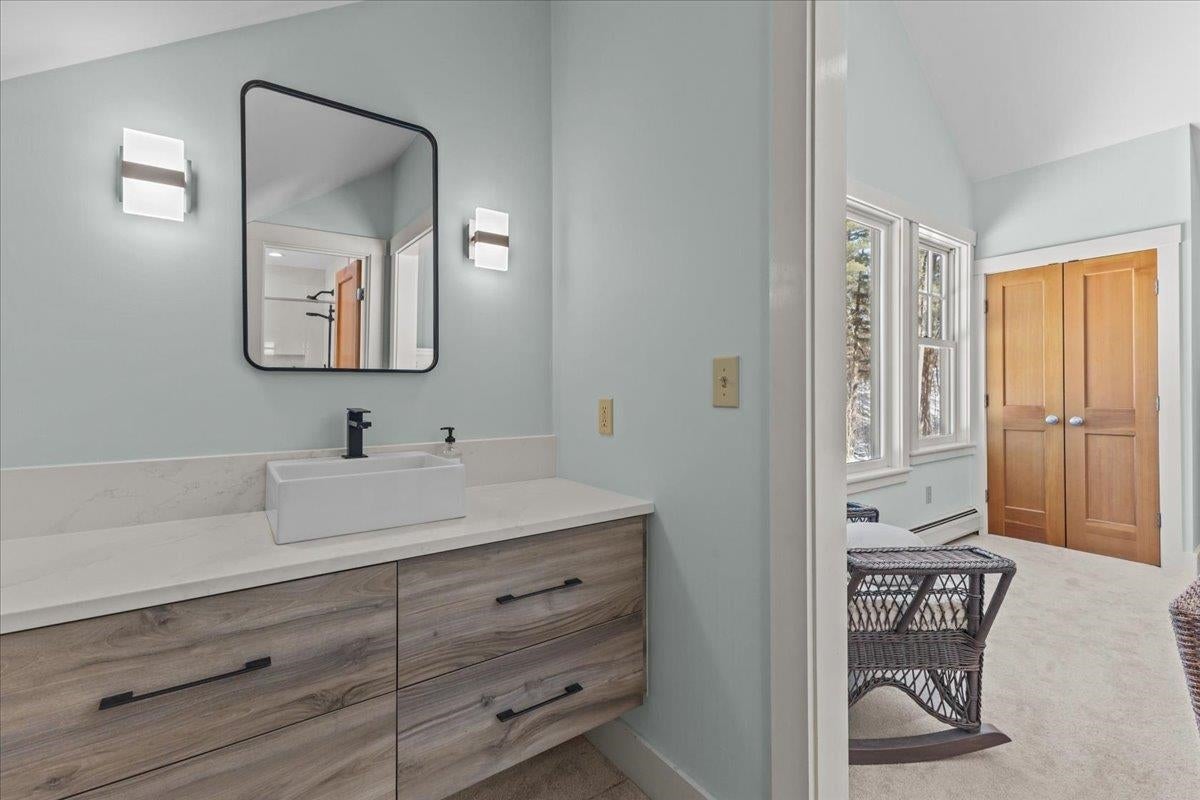 Stowe, Vermont, 05672, United States, 4 Bedrooms Bedrooms, ,3 BathroomsBathrooms,Residential,For Sale,1751990
