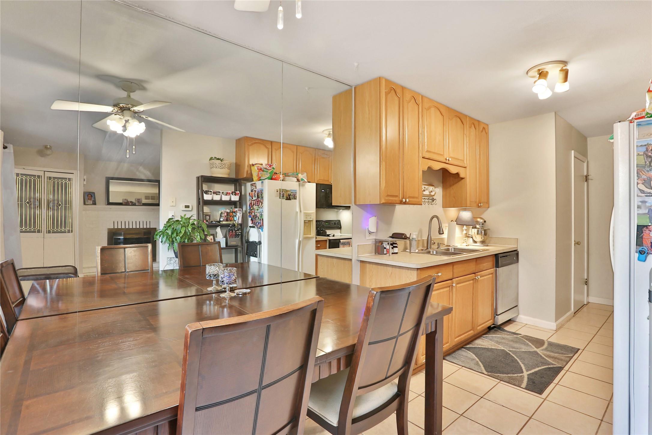  Clinton Township - 物件實景