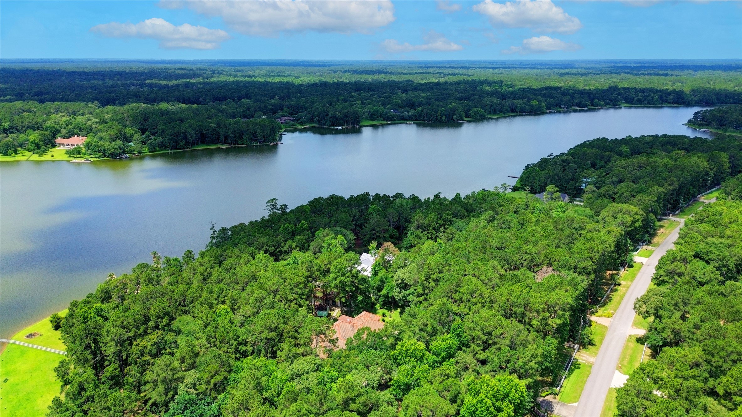  19311 Country Lake Drive - 物件實景