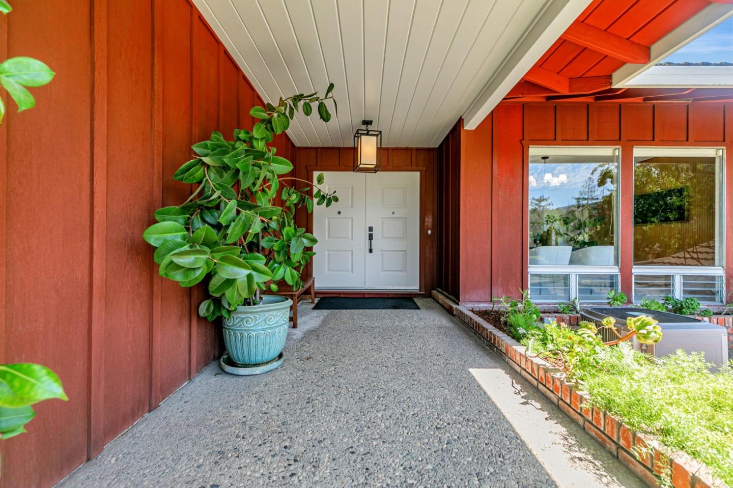 Los Altos, California, 94024, United States, 3 Bedrooms Bedrooms, ,2 BathroomsBathrooms,Residential,For Sale,1941644