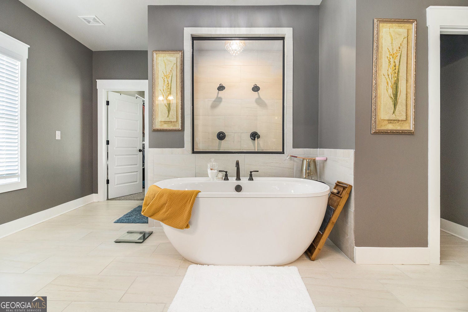 Senoia, Georgia, 30276, United States, 5 Bedrooms Bedrooms, ,4 BathroomsBathrooms,Residential,For Sale,1985823