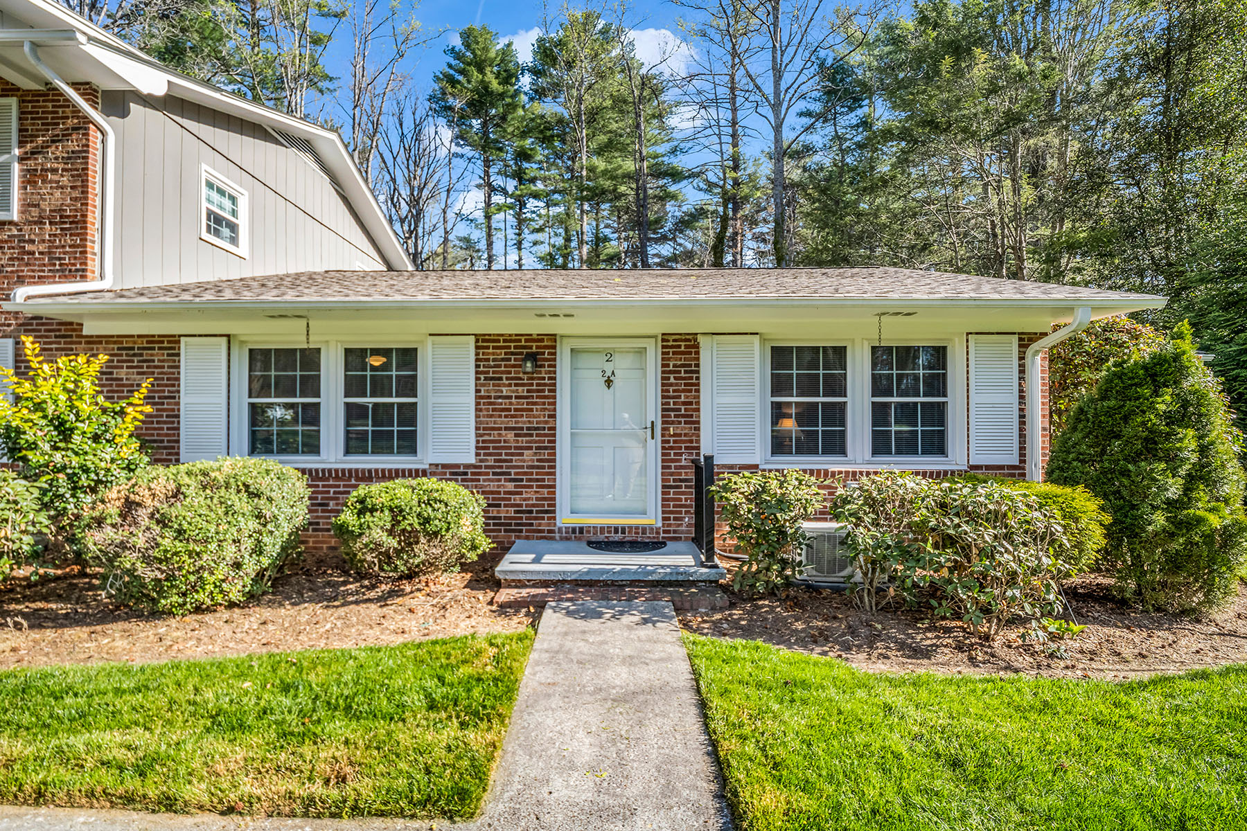  FLAT ROCK - 物件實景