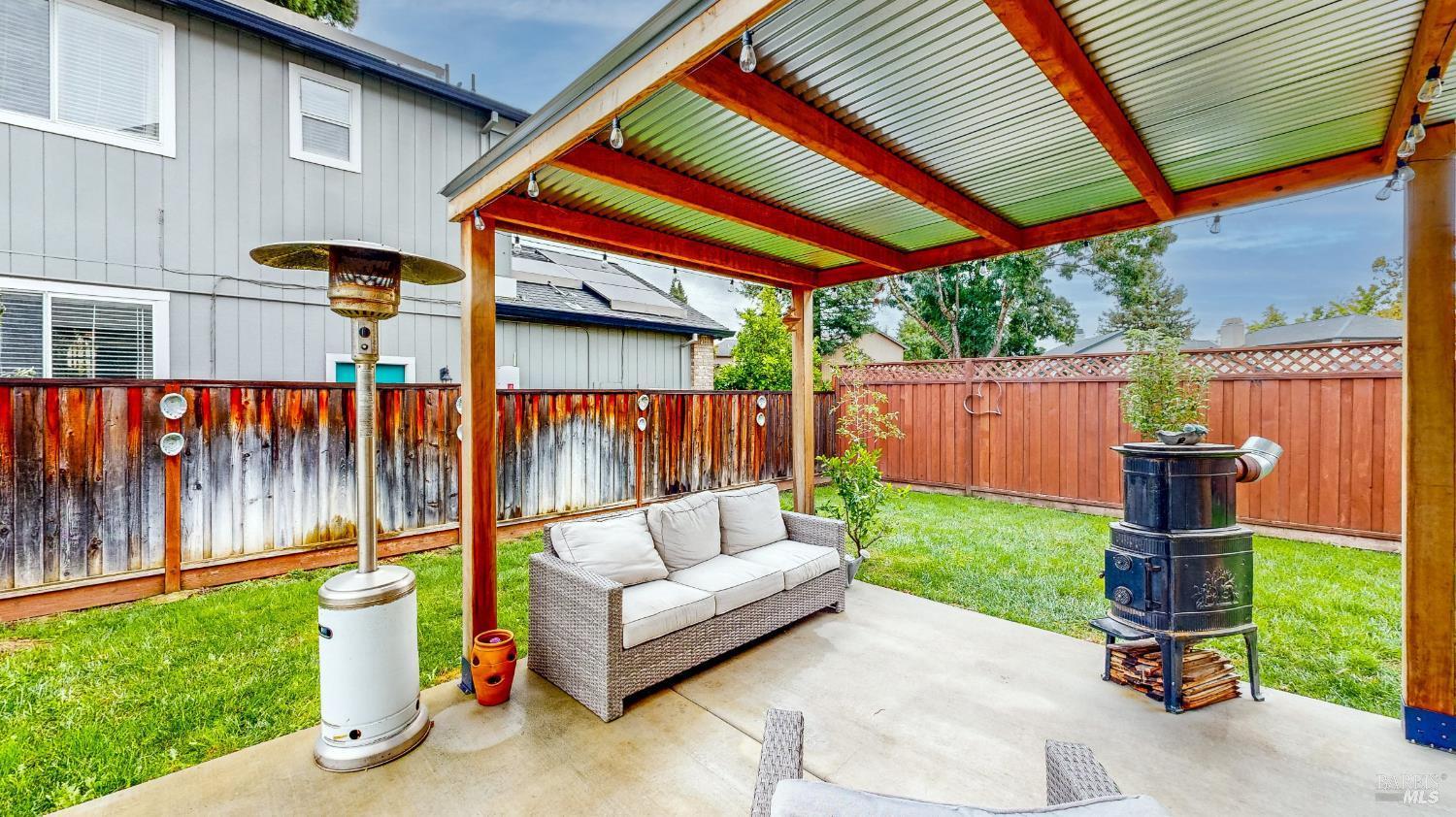 Santa Rosa, California, 95403, United States, 3 Bedrooms Bedrooms, ,3 BathroomsBathrooms,Residential,For Sale,1979353