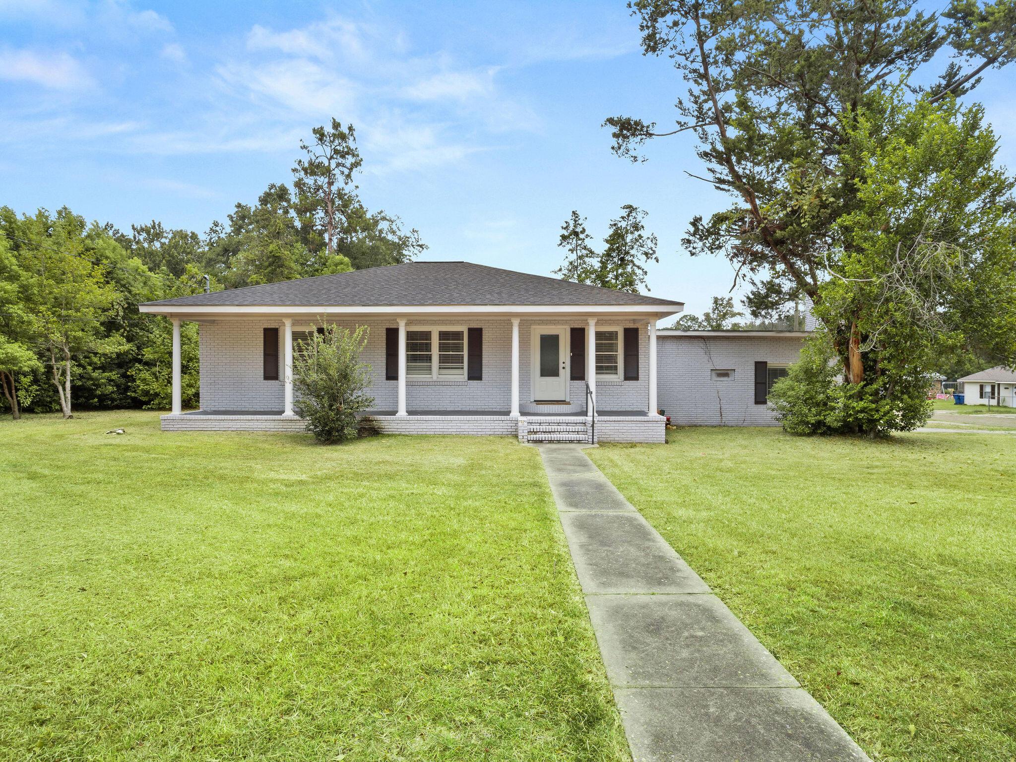 5th St, Deridder, LA 70634