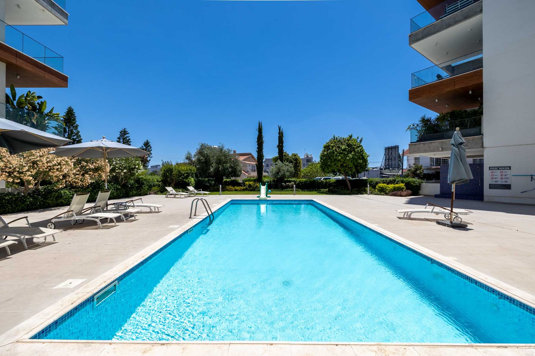  Furnished 3-Bedroom Duplex in a Gated Complex in Germasogeia, Limassol - 物件實景