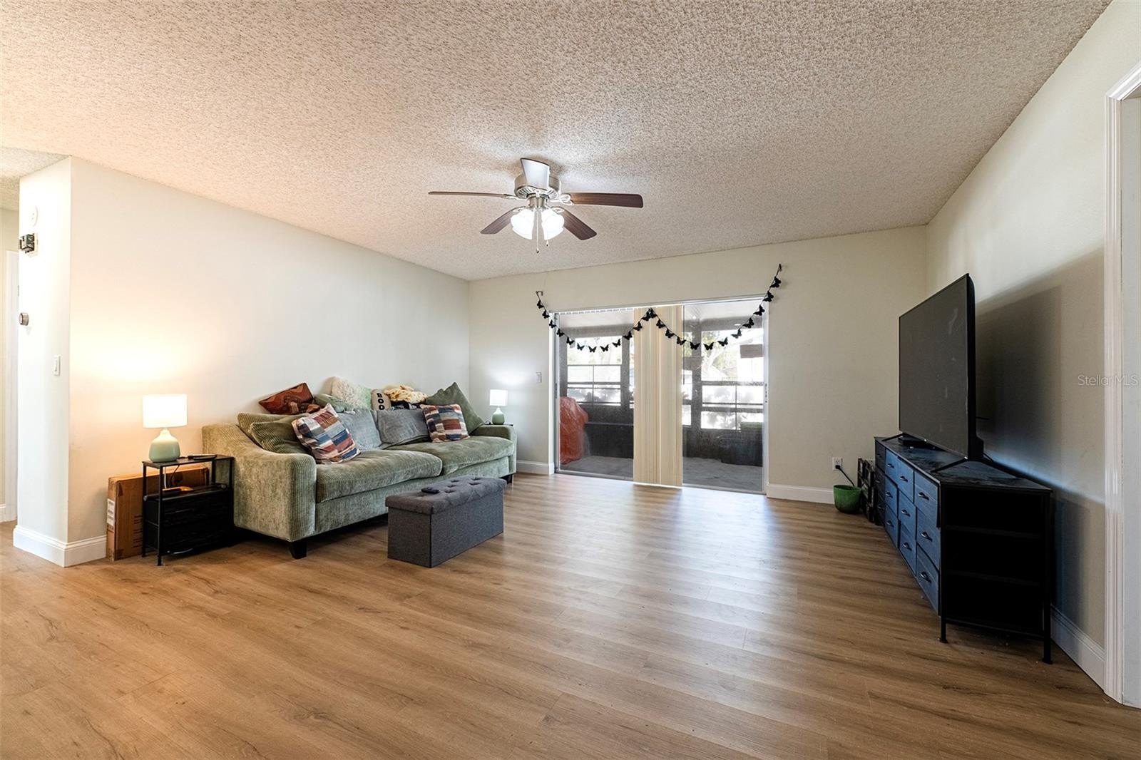 PINELLAS PARK, Florida, 33782, United States, 4 Bedrooms Bedrooms, ,2 BathroomsBathrooms,Residential,For Sale,1990767