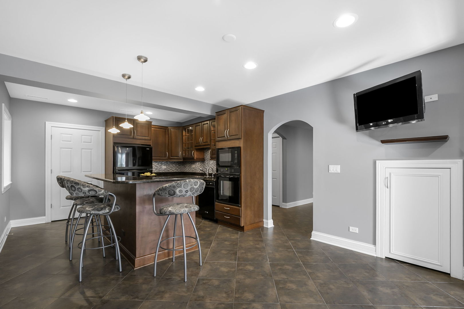 Antioch, Illinois, 60002, United States, 4 Bedrooms Bedrooms, ,4 BathroomsBathrooms,Residential,For Sale,1988029