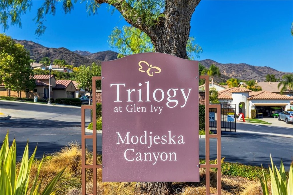 Corona, California, 92883, United States, 2 Bedrooms Bedrooms, ,2 BathroomsBathrooms,Residential,For Sale,2007752