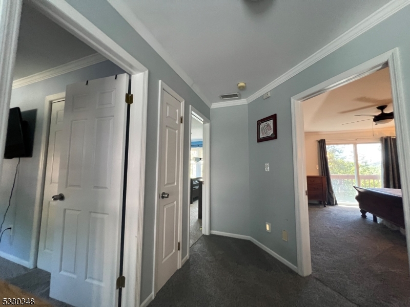 Pompton Lakes Boro, New Jersey, 07442, United States, 3 Bedrooms Bedrooms, ,3 BathroomsBathrooms,Residential,For Sale,1925292