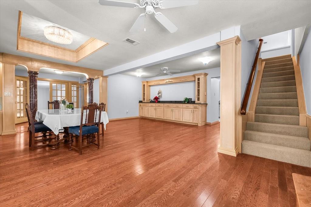 8248 Meadowbrook Drive, Fort Worth, Texas, 76120, United States, 5 Bedrooms Bedrooms, ,6 BathroomsBathrooms,Residential,For Sale,8248 Meadowbrook Drive,1666284