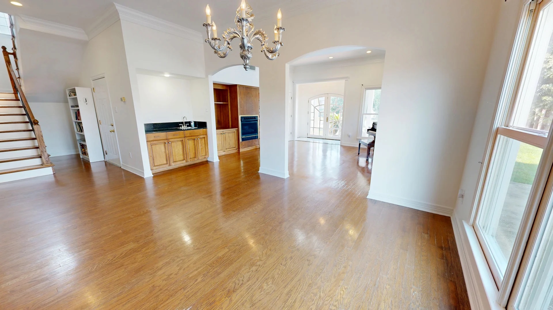 Lake Charles, Louisiana, 70601, United States, 4 Bedrooms Bedrooms, ,3 BathroomsBathrooms,Residential,For Sale,1930772