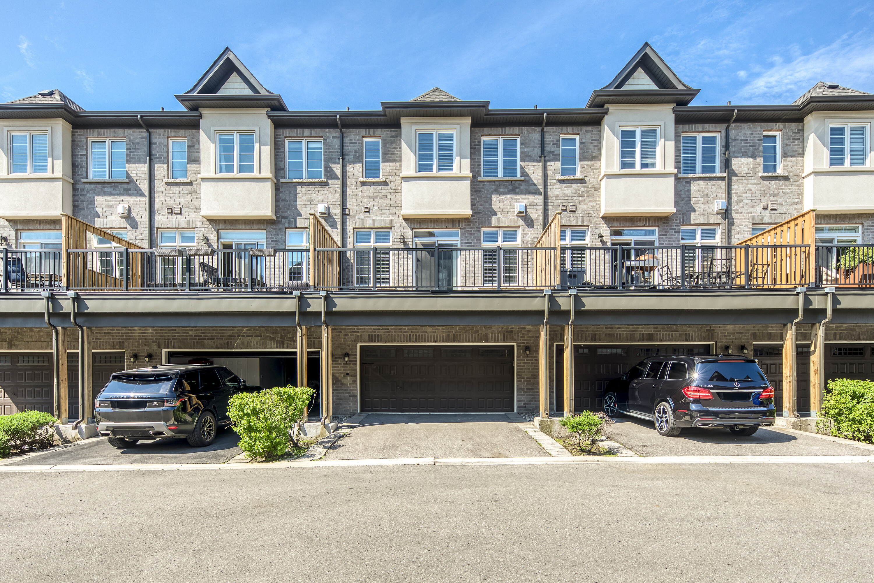  Modern 3-Storey Townhome - 物件實景