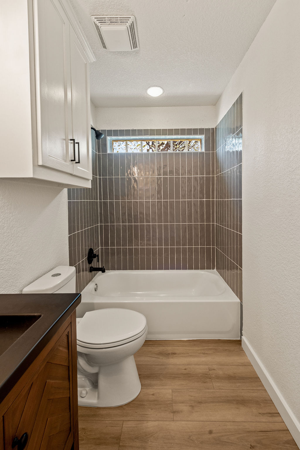 Wimberley, Texas, 78676, United States, 2 Bedrooms Bedrooms, ,2 BathroomsBathrooms,Residential,For Sale,1942649