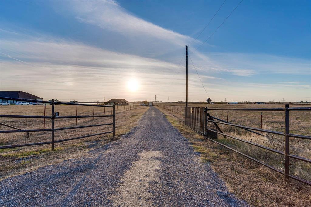 Midlothian, Texas, 76065, United States, 3 Bedrooms Bedrooms, ,3 BathroomsBathrooms,Residential,For Sale,1929128