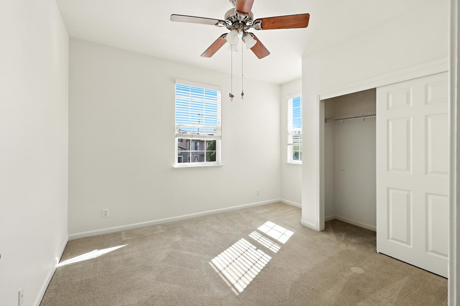 Chowchilla, California, 93610, United States, 5 Bedrooms Bedrooms, ,4 BathroomsBathrooms,Residential,For Sale,2009956