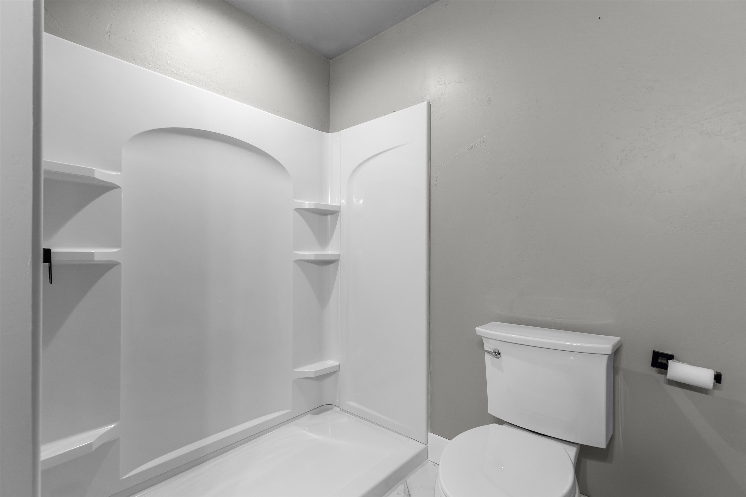 Greenville, Wisconsin, 54942, United States, 4 Bedrooms Bedrooms, ,4 BathroomsBathrooms,Residential,For Sale,1995419