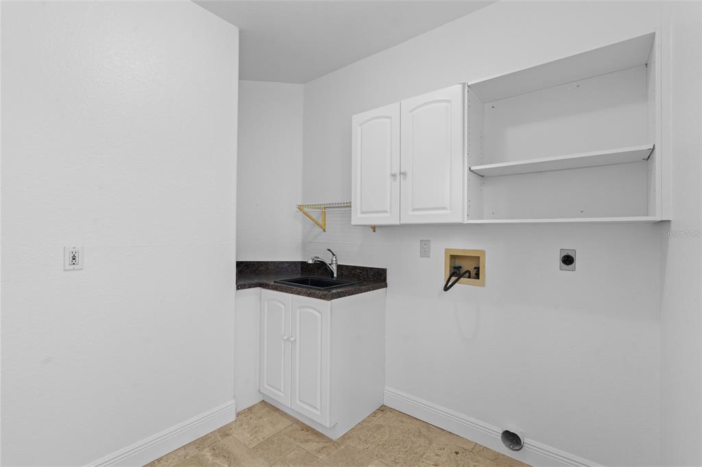 Cape Coral, Florida, 33991, United States, 3 Bedrooms Bedrooms, ,2 BathroomsBathrooms,Residential,For Sale,1876968