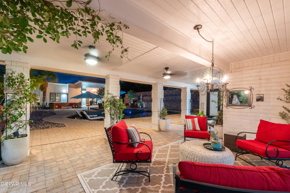 El Paso, Texas, 79936, United States, 5 Bedrooms Bedrooms, ,5 BathroomsBathrooms,Residential,For Sale,1980417