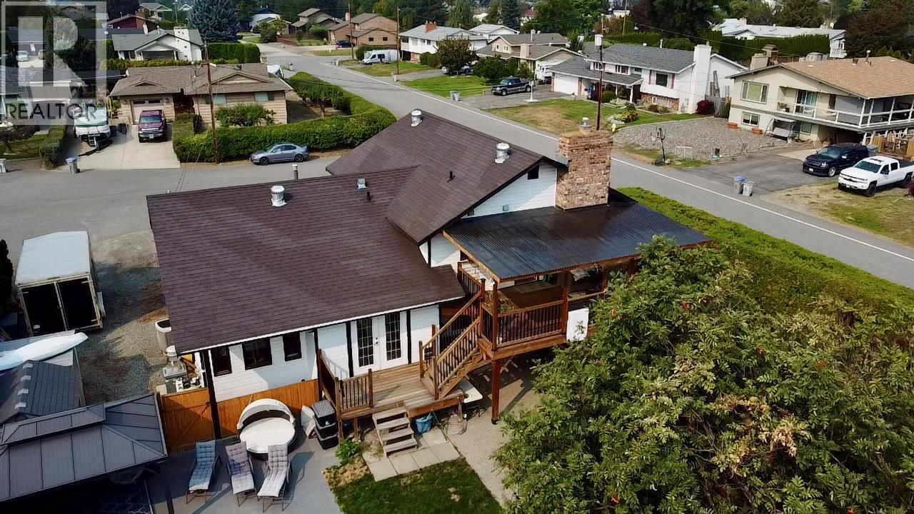 KAMLOOPS, British Columbia, V2H 1N1, CA, 4 Bedrooms Bedrooms, ,4 BathroomsBathrooms,Residential,For Sale,1947764