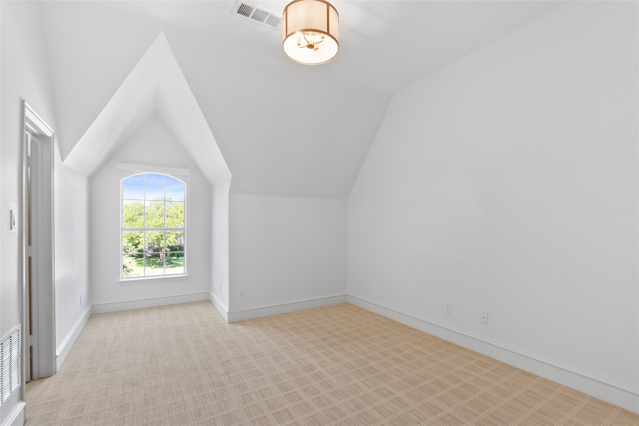 Southlake, Texas, 76092, United States, 5 Bedrooms Bedrooms, ,6 BathroomsBathrooms,Residential,For Sale,1962326