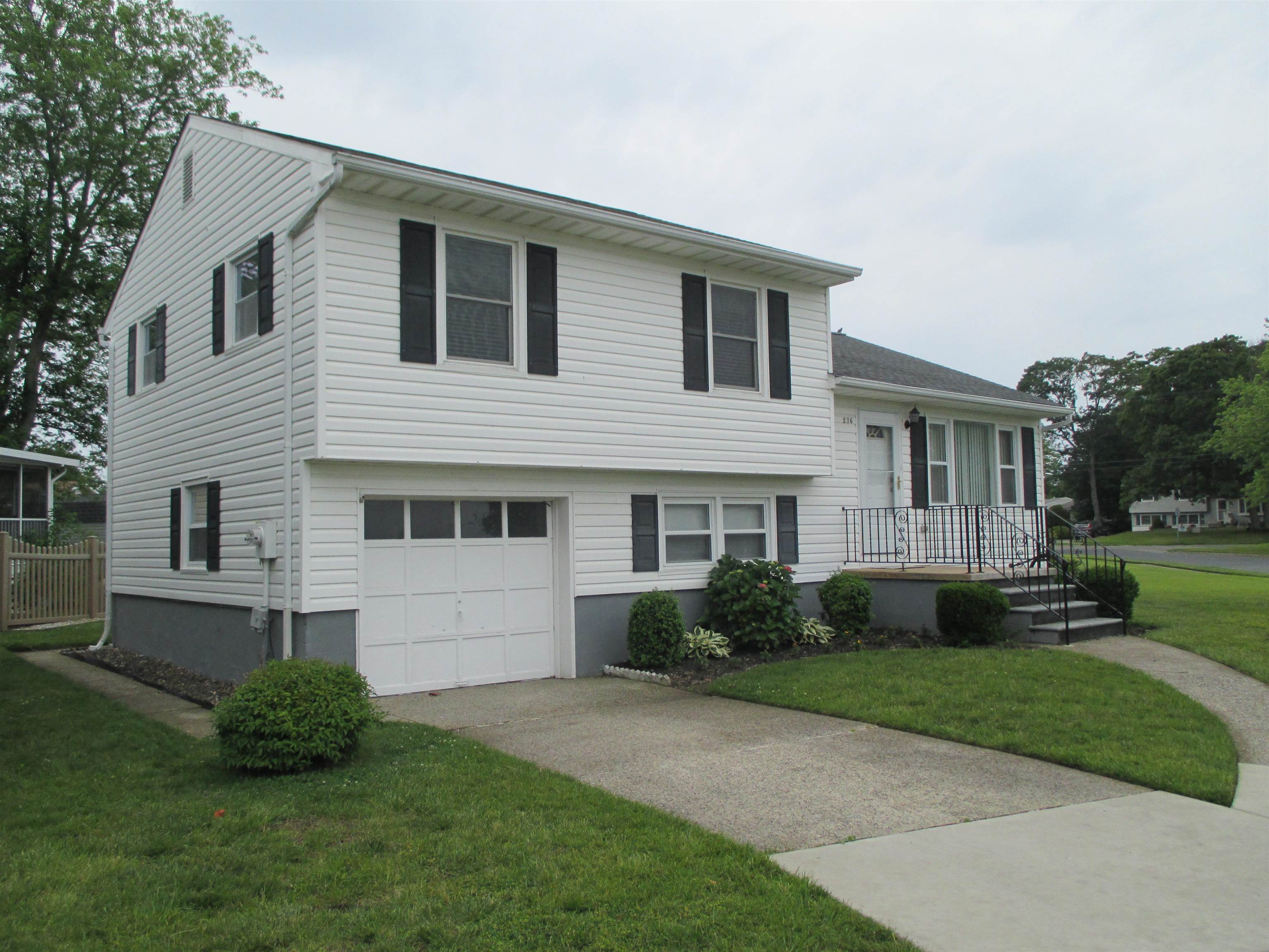 North Cape May, New Jersey, 08204, United States, 3 Bedrooms Bedrooms, ,2 BathroomsBathrooms,Residential,For Sale,1871979