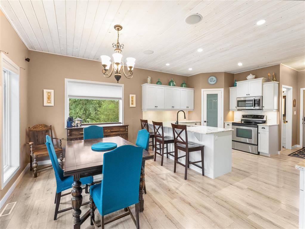 LESTER BEACH, Manitoba, R0E 0E0, CA, 4 Bedrooms Bedrooms, ,3 BathroomsBathrooms,Residential,For Sale,1949698