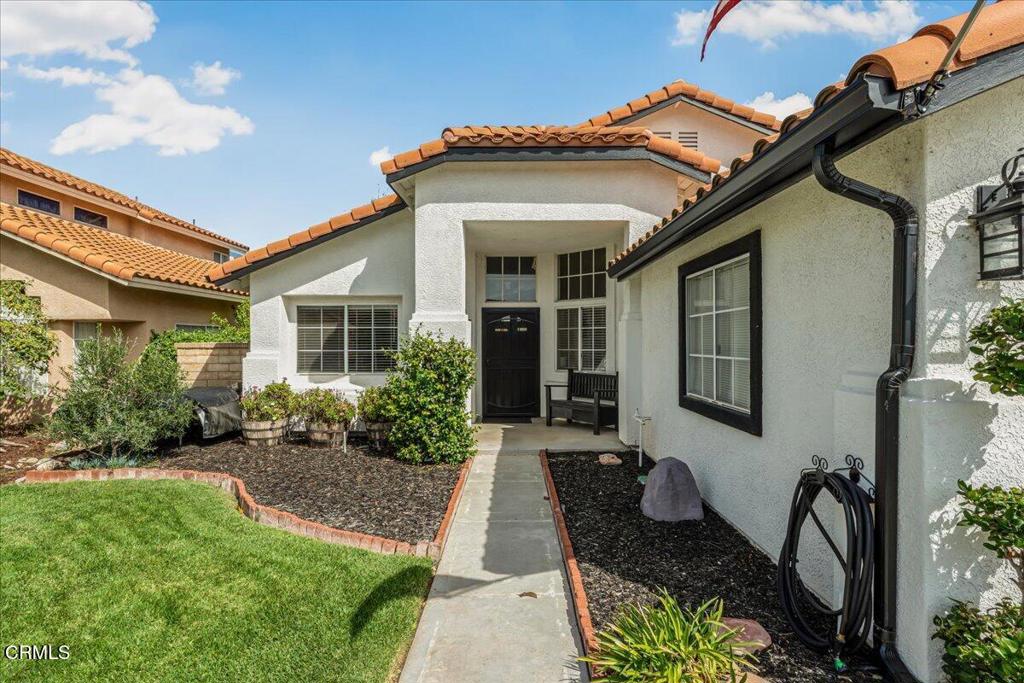 Fillmore, California, 93015, United States, 4 Bedrooms Bedrooms, ,2 BathroomsBathrooms,Residential,For Sale,2035740
