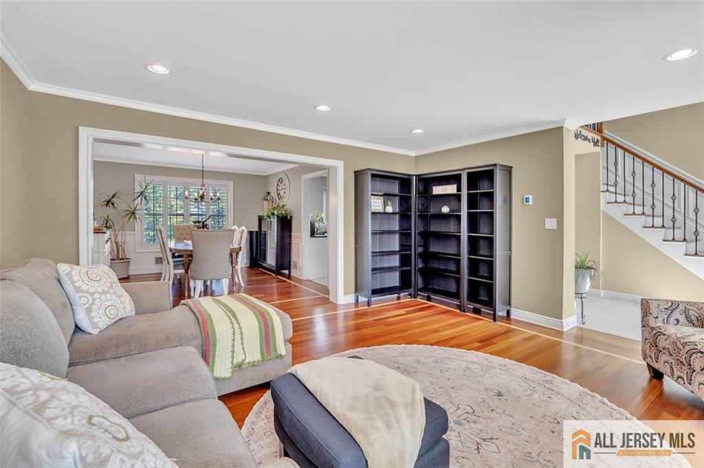 South River, New Jersey, 08882, United States, 4 Bedrooms Bedrooms, ,3 BathroomsBathrooms,Residential,For Sale,1940787