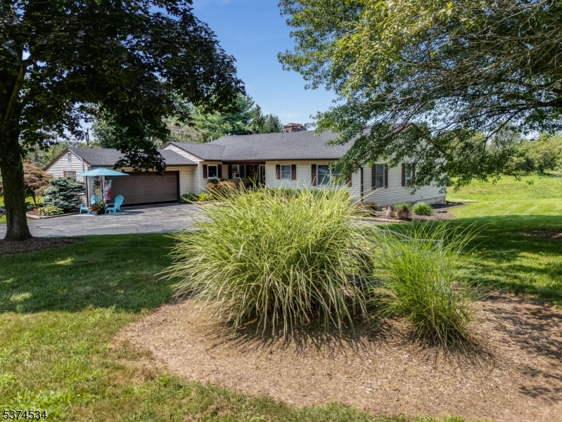 Readington Twp., New Jersey, 08853, United States, 3 Bedrooms Bedrooms, ,3 BathroomsBathrooms,Residential,For Sale,1903743