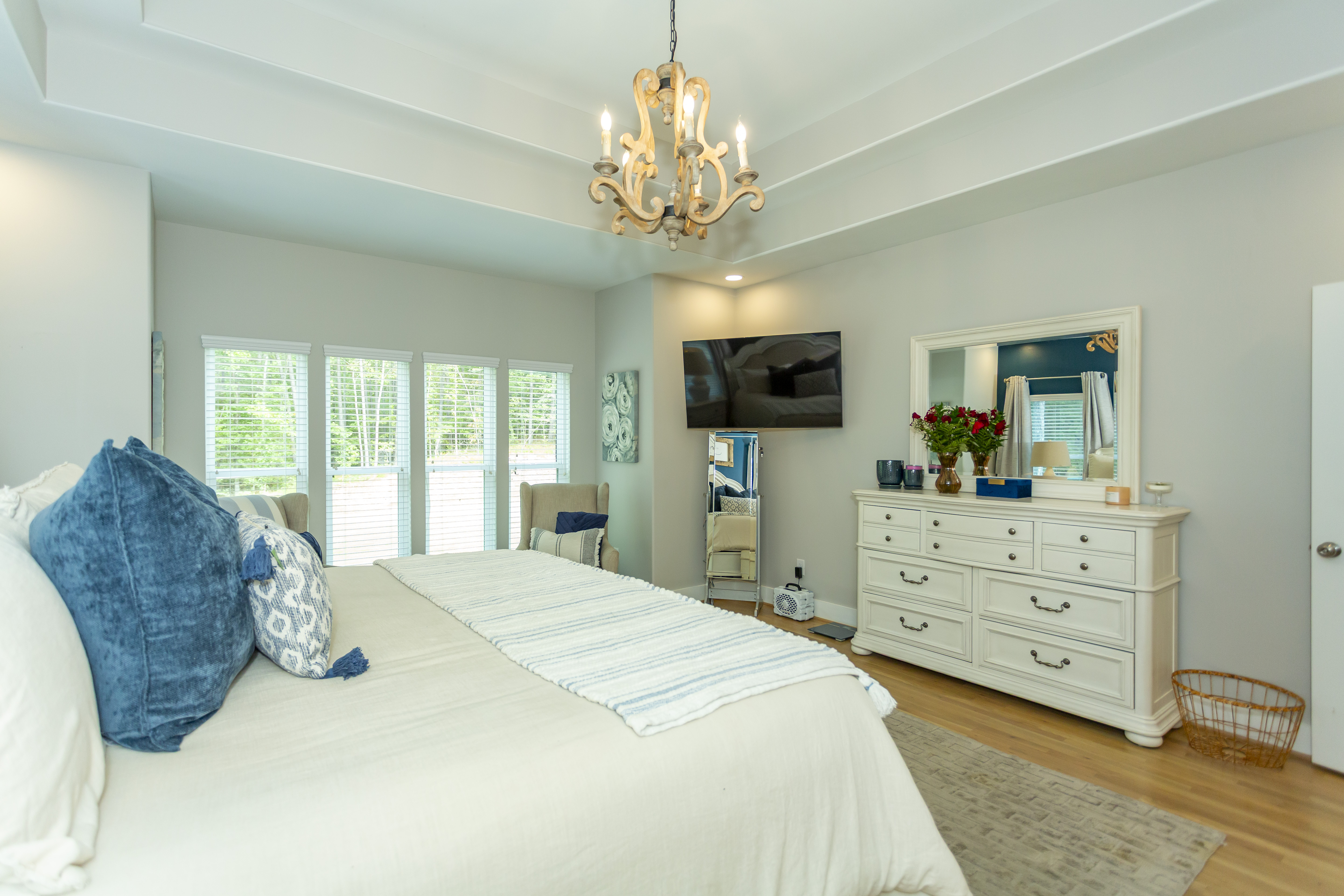 Helena, Alabama, 35080, United States, 5 Bedrooms Bedrooms, ,5 BathroomsBathrooms,Residential,For Sale,1979427