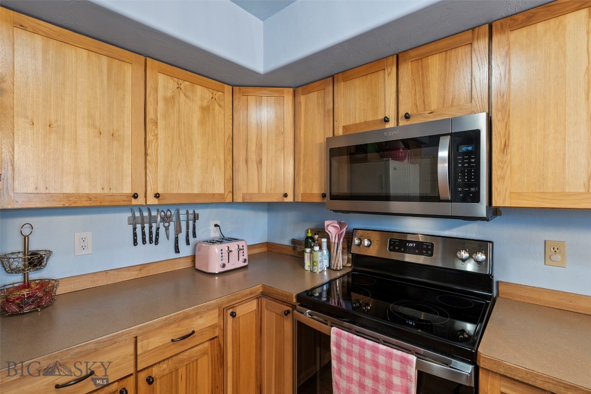 Bozeman, Montana, 59715, United States, 3 Bedrooms Bedrooms, ,3 BathroomsBathrooms,Residential,For Sale,1991519