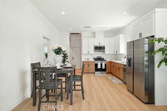 Paramount, California, 90723, United States, ,Residential,For Sale,1936983