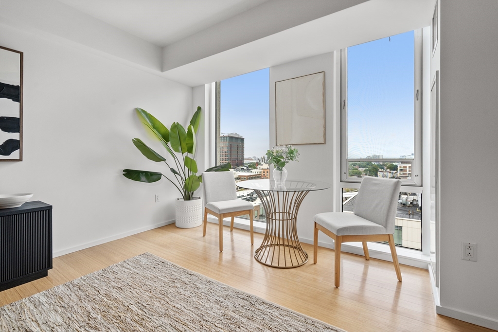 Cambridge, Massachusetts, 02141, United States, 1 Bedroom Bedrooms, ,1 BathroomBathrooms,Residential,For Sale,1970910