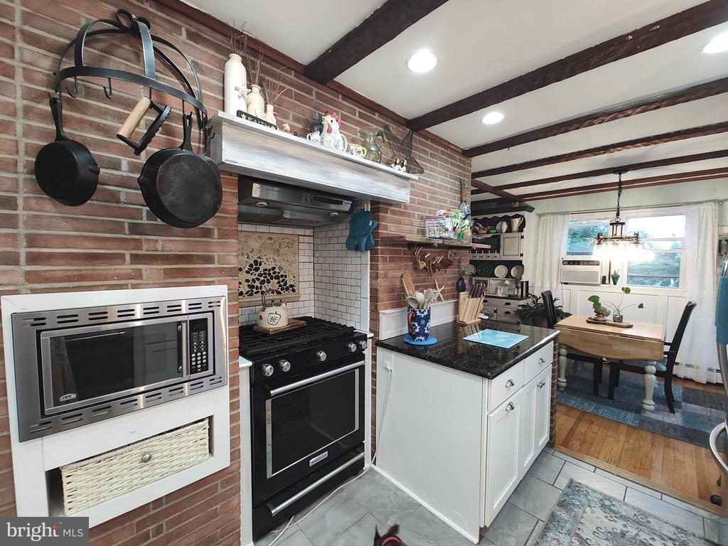 Bayville, New Jersey, 08721, United States, 4 Bedrooms Bedrooms, ,2 BathroomsBathrooms,Residential,For Sale,1837204