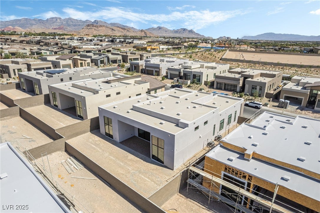 Las Vegas, Nevada, 89135, United States, 4 Bedrooms Bedrooms, ,5 BathroomsBathrooms,Residential,For Sale,1974959