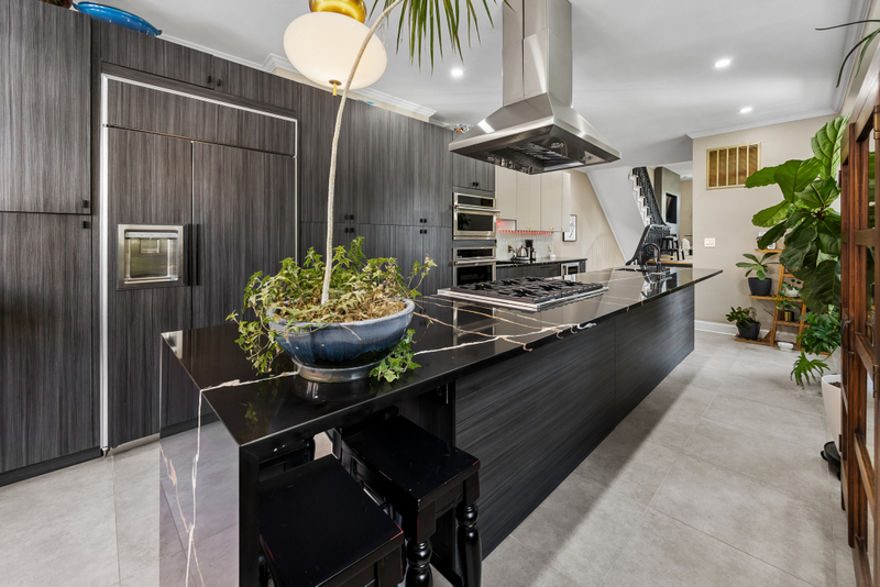 Philadelphia, Pennsylvania, 19130, United States, 5 Bedrooms Bedrooms, ,6 BathroomsBathrooms,Residential,For Sale,1977260