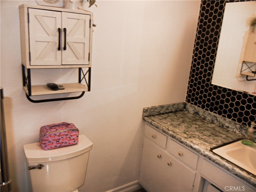 Ontario, California, 91762, United States, 4 Bedrooms Bedrooms, ,1 BathroomBathrooms,Residential,For Sale,1936943