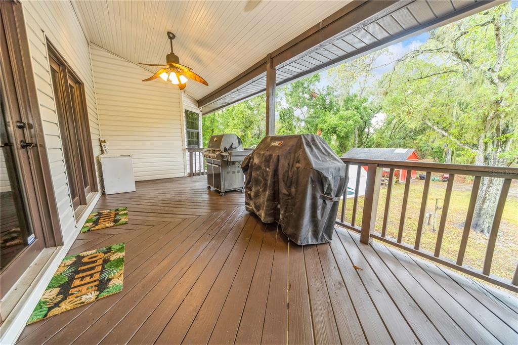 Dover, Florida, 33527, United States, 5 Bedrooms Bedrooms, ,3 BathroomsBathrooms,Residential,For Sale,1948421