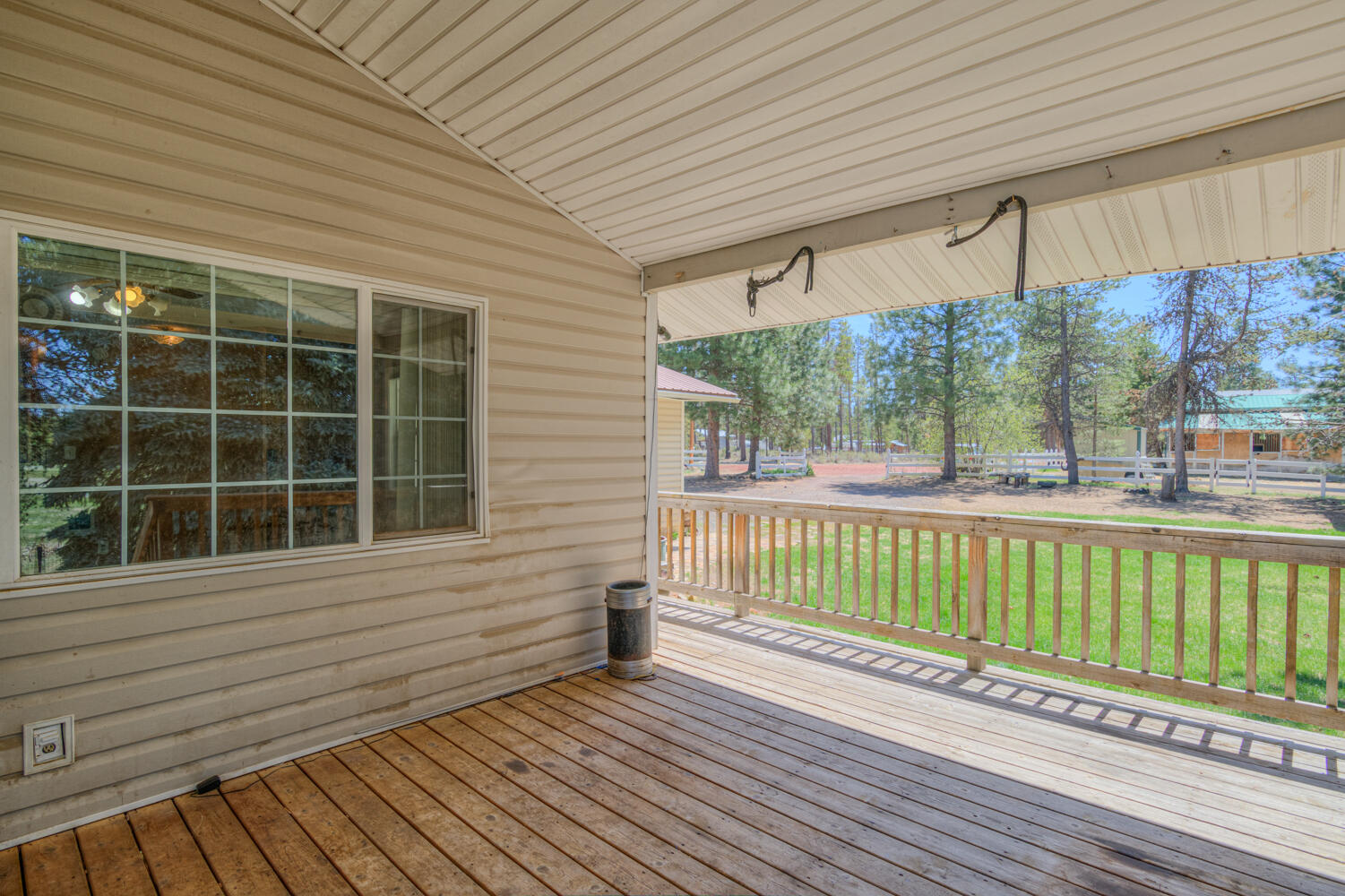 La Pine, Oregon, 97739, United States, 3 Bedrooms Bedrooms, ,2 BathroomsBathrooms,Residential,For Sale,1975035