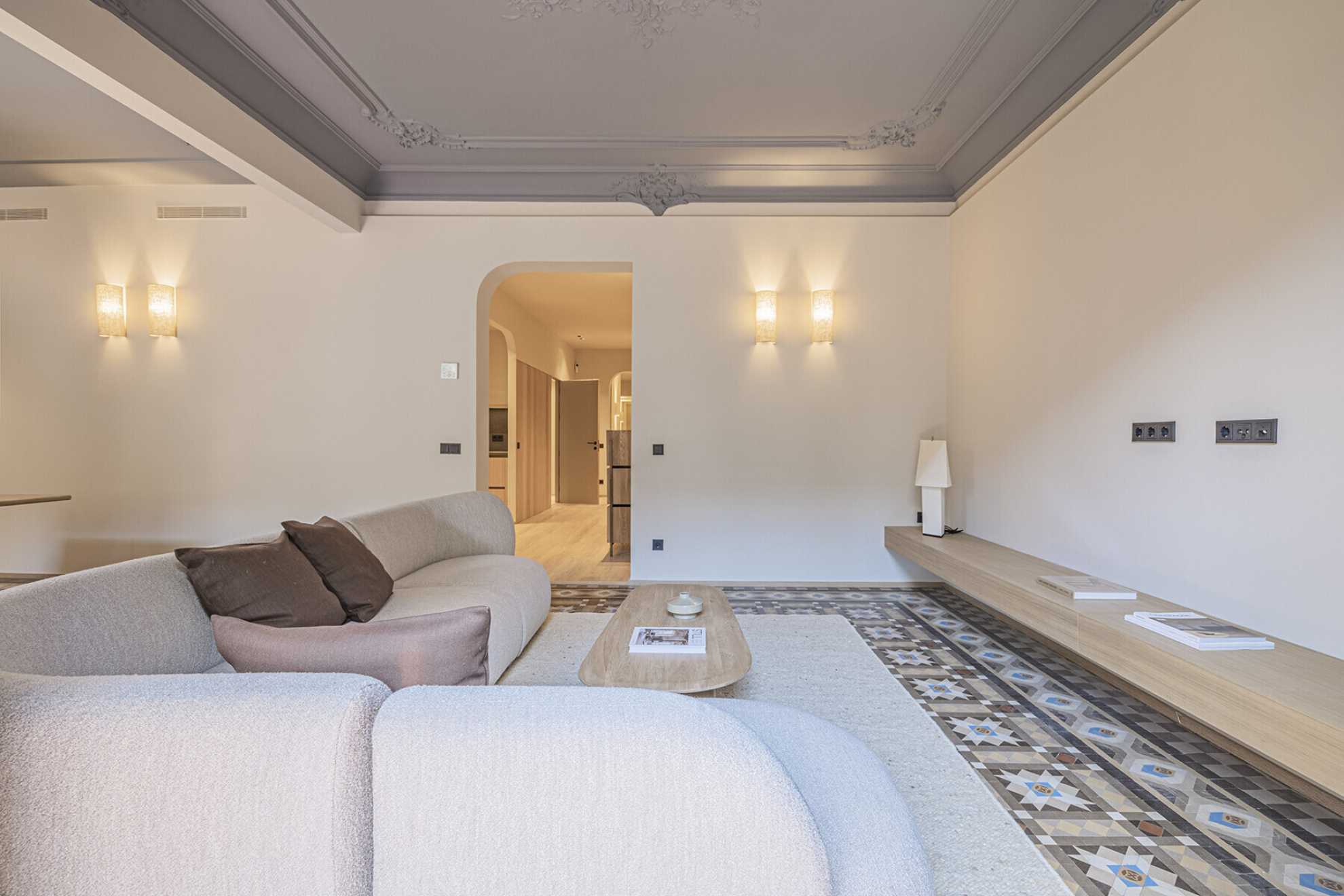  Modernist flat in Eixample with premium finishes in the Quadrat d