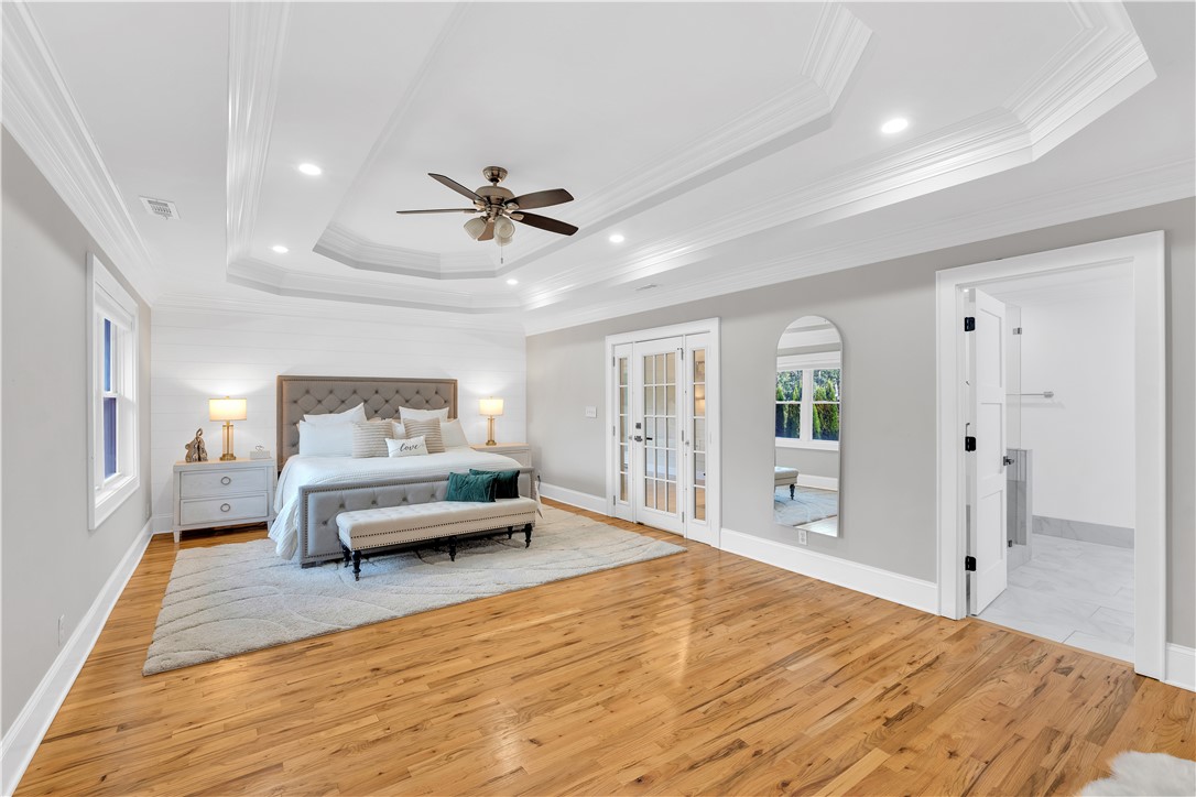 Greenville, South Carolina, 29607, United States, 5 Bedrooms Bedrooms, ,4 BathroomsBathrooms,Residential,For Sale,1947987