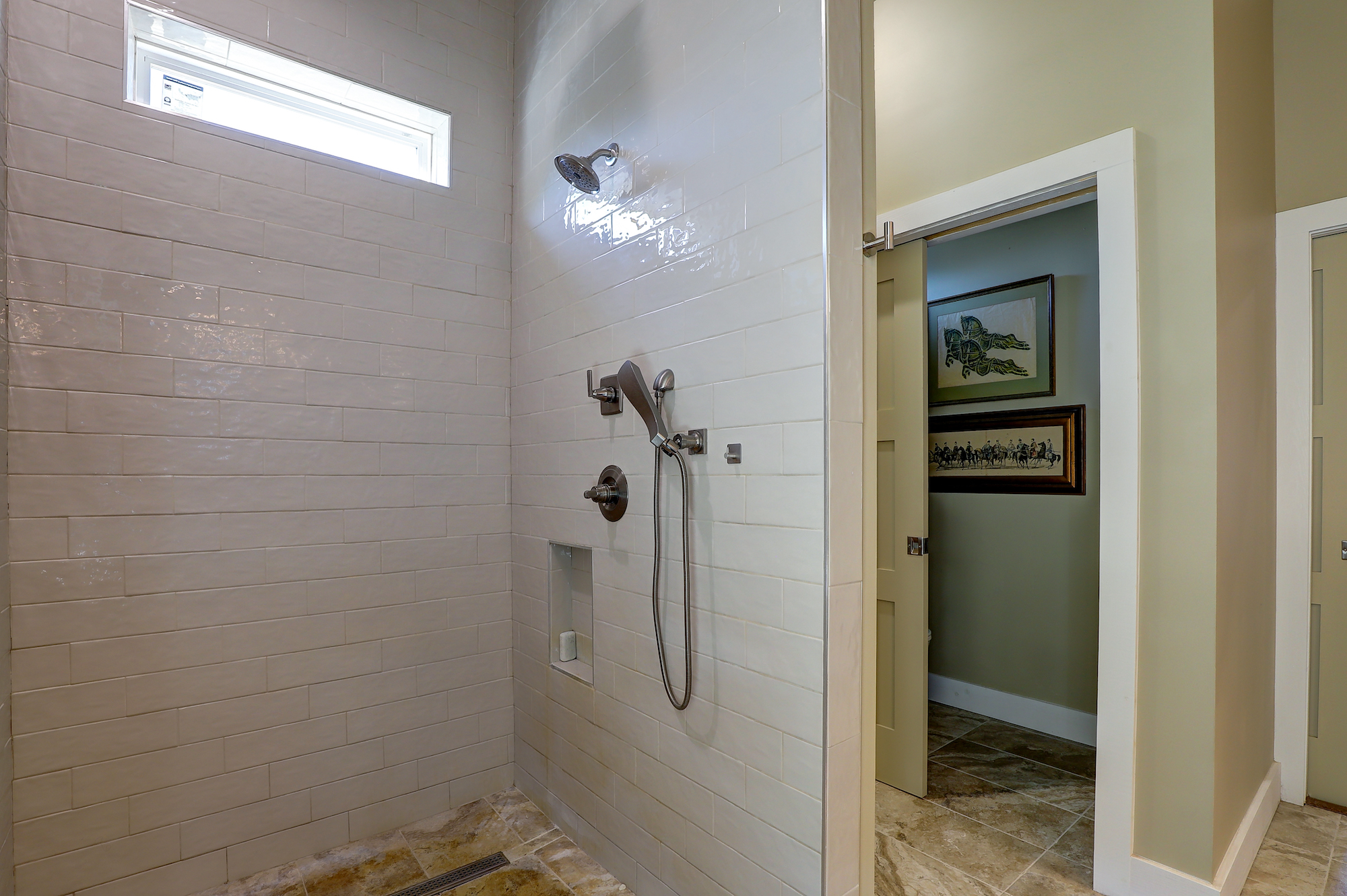 Glenwood, Arkansas, 71943, United States, 4 Bedrooms Bedrooms, ,6 BathroomsBathrooms,Residential,For Sale,1983549