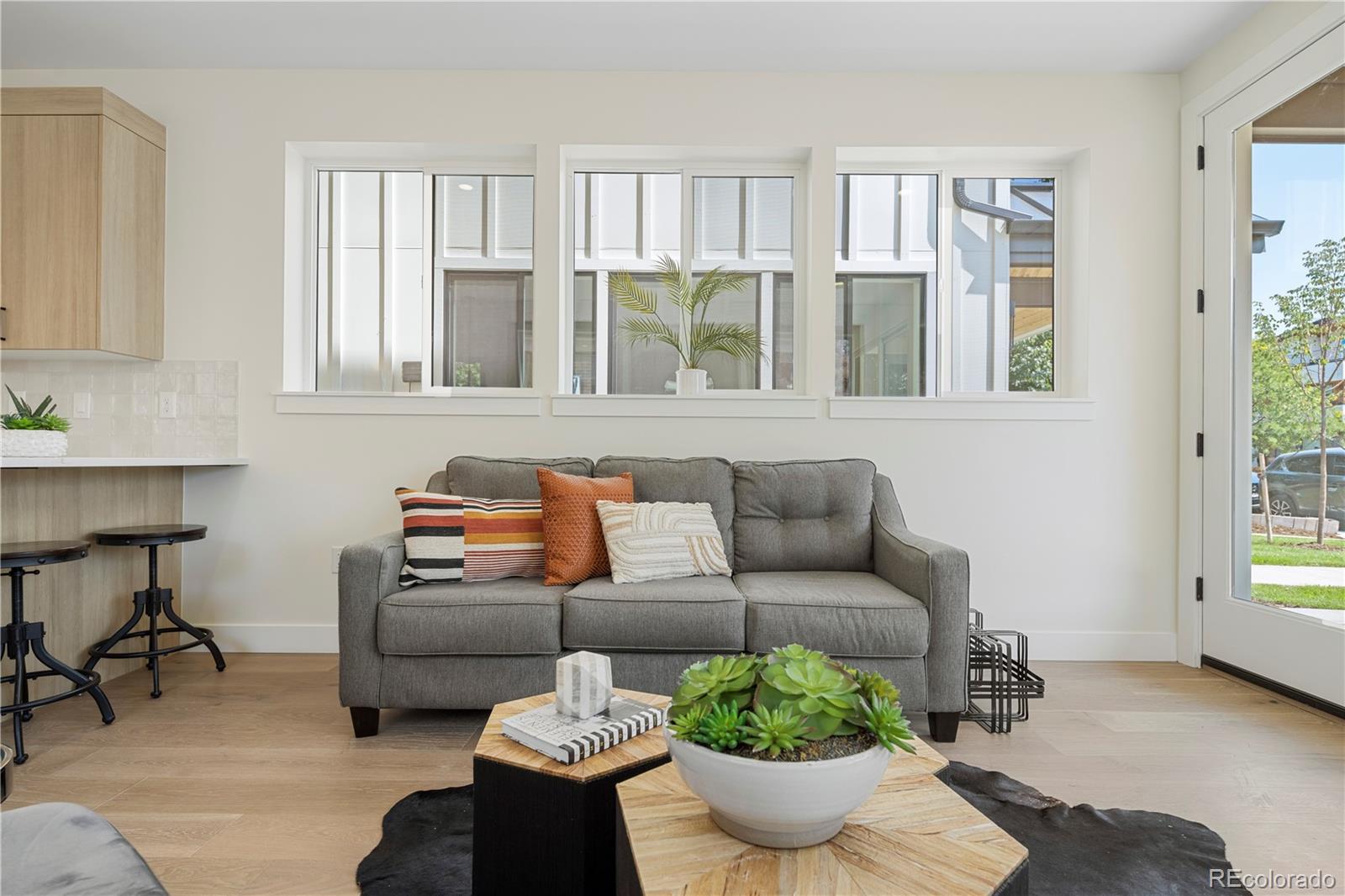 Denver, Colorado, 80204, United States, 3 Bedrooms Bedrooms, ,2 BathroomsBathrooms,Residential,For Sale,1992898