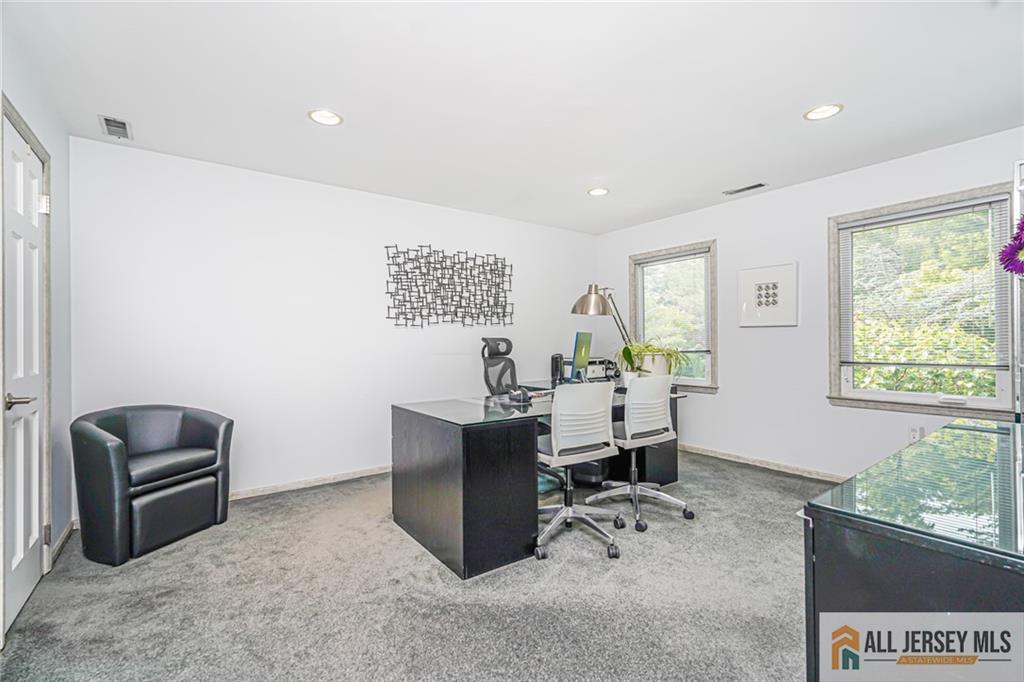 East Brunswick, New Jersey, 08816, United States, 4 Bedrooms Bedrooms, ,4 BathroomsBathrooms,Residential,For Sale,1847470