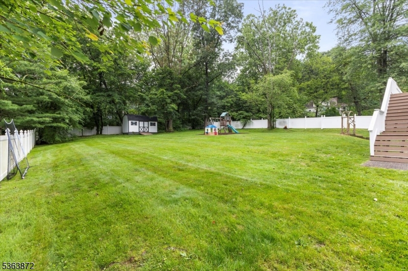Berkeley Heights, New Jersey, 07922, United States, 4 Bedrooms Bedrooms, ,3 BathroomsBathrooms,Residential,For Sale,1931712