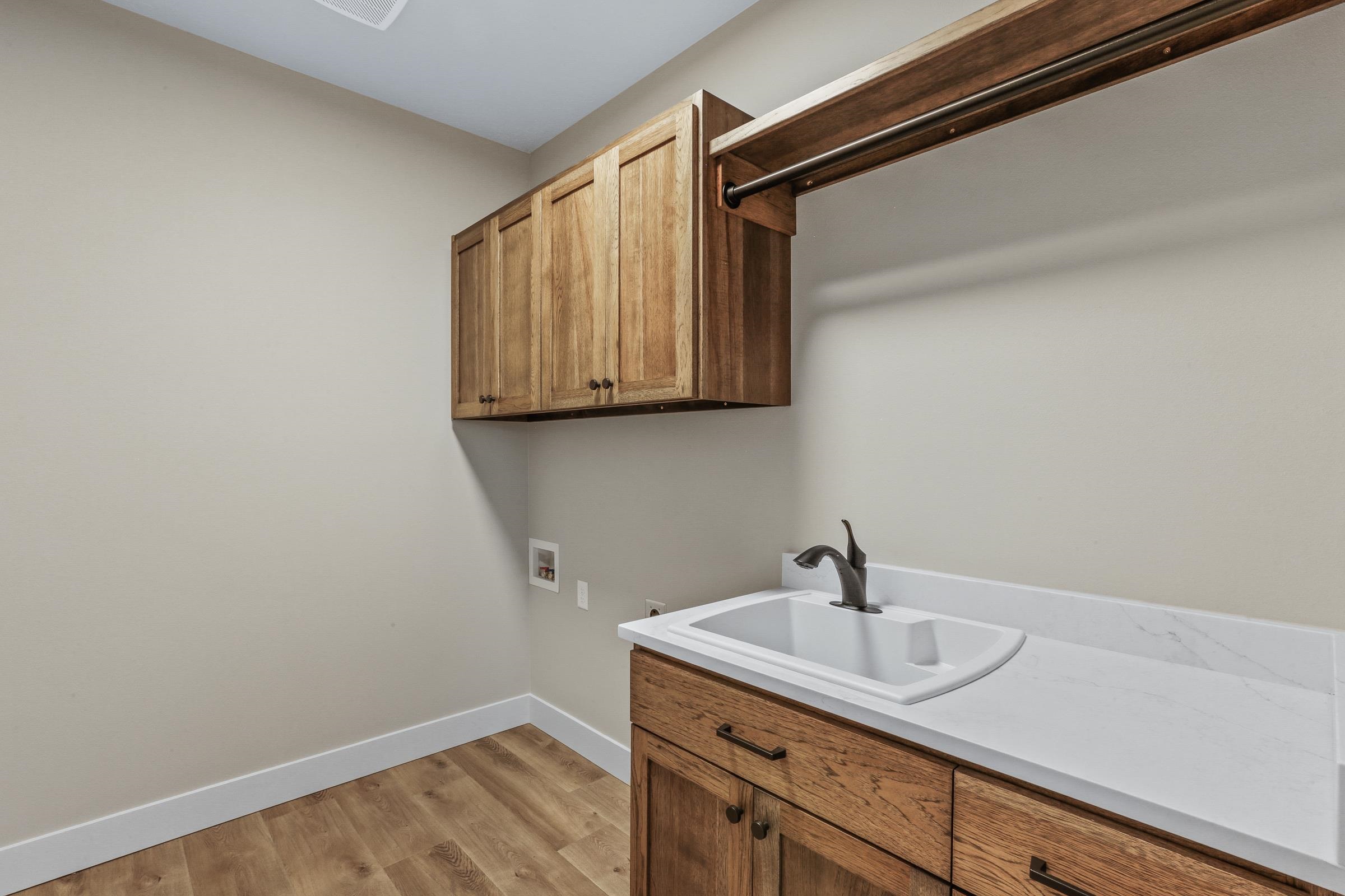 Spokane, Washington, 99223, United States, 5 Bedrooms Bedrooms, ,4 BathroomsBathrooms,Residential,For Sale,2002935