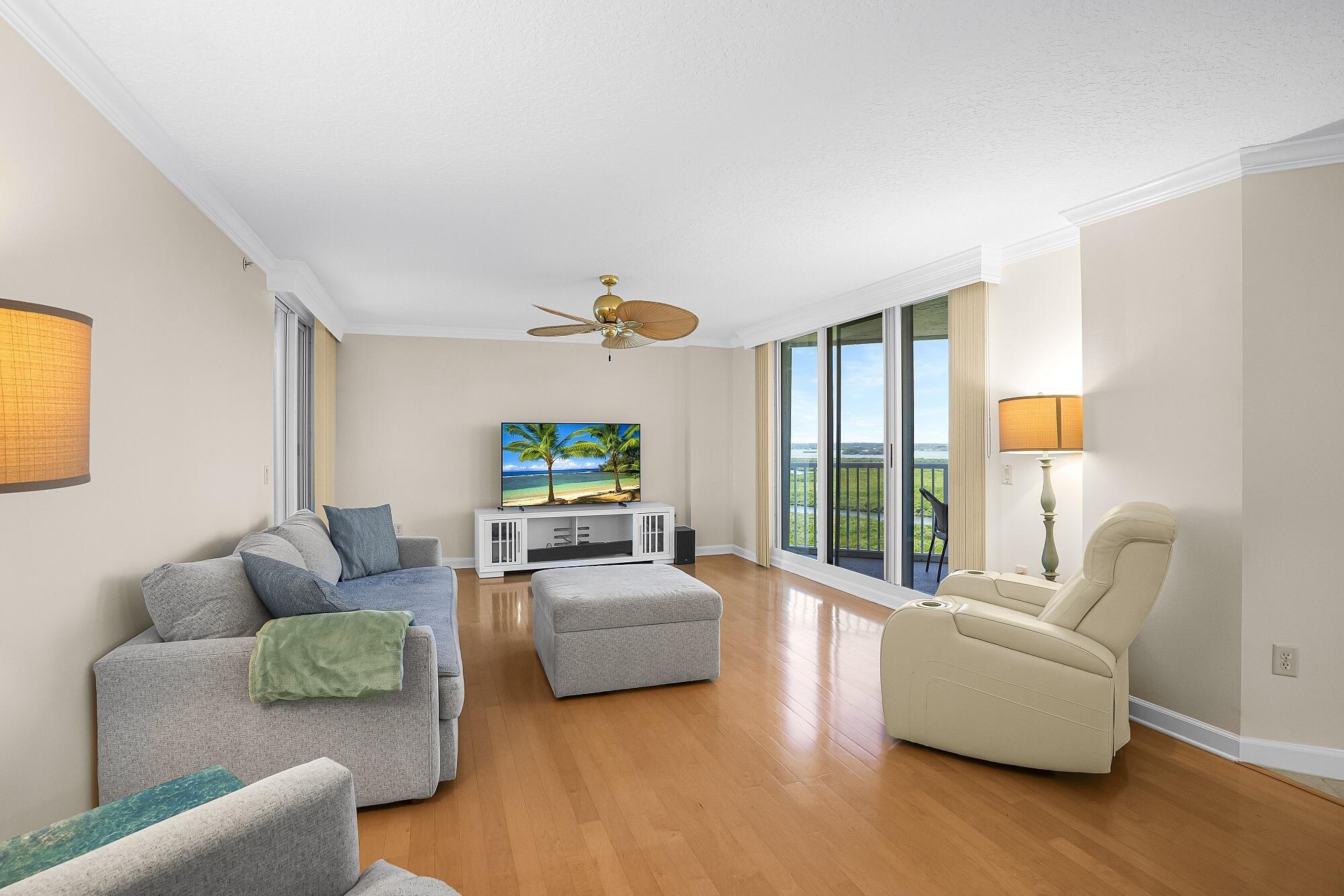 Hutchinson Island, Florida, 34949, United States, 3 Bedrooms Bedrooms, ,2 BathroomsBathrooms,Residential,For Sale,1959425