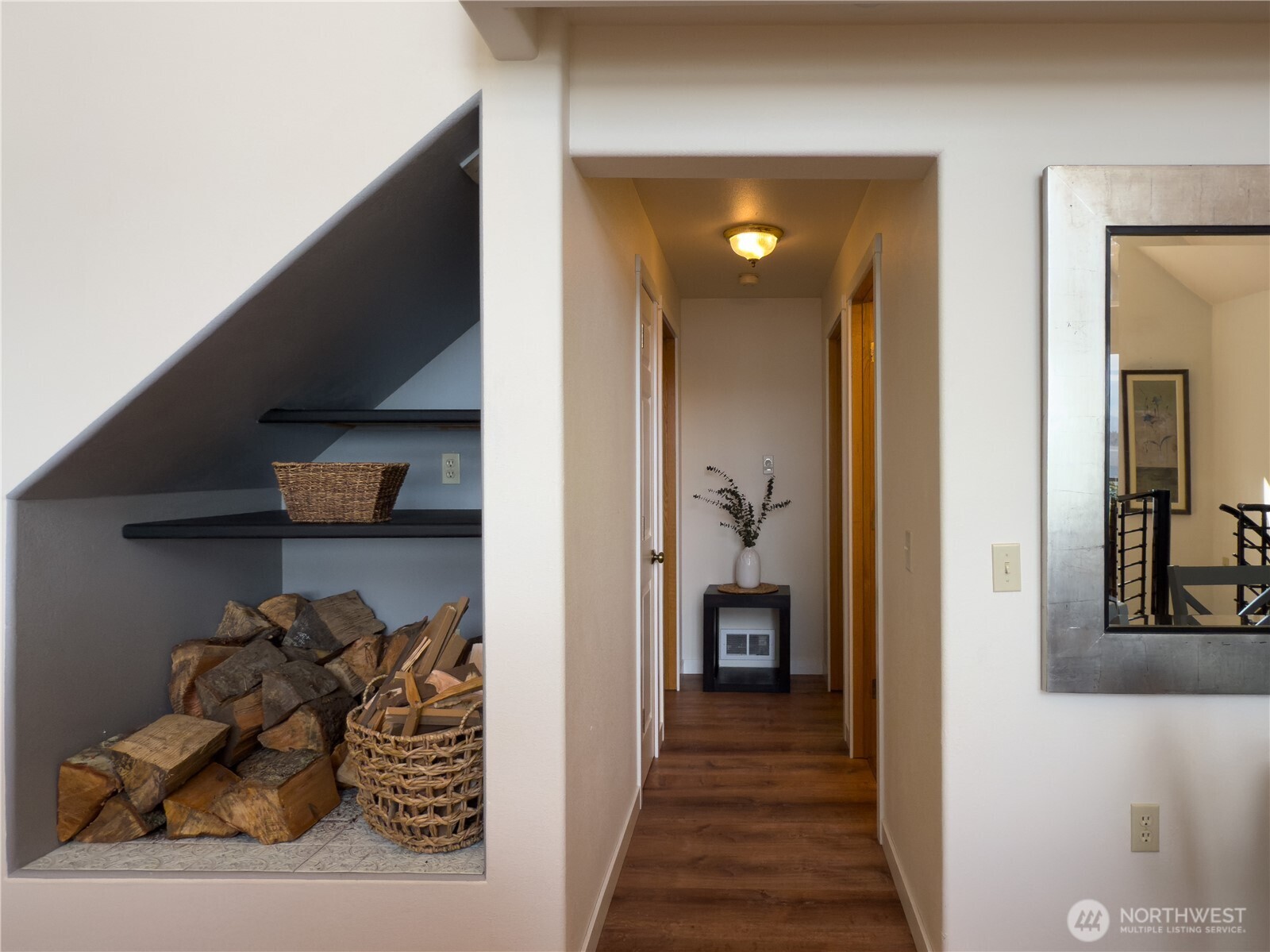 Hat Island, Washington, 98206, United States, 4 Bedrooms Bedrooms, ,2 BathroomsBathrooms,Residential,For Sale,1851024